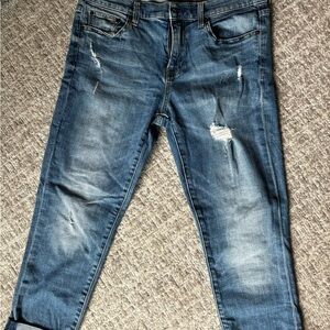 Gap 1969 Girlfriend Vintage fit cropped jeans.